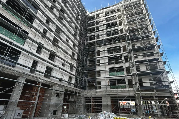 Shtepi ne shitje Apartament ne Tirane, 2+1, Mobilimi Bosh, pa mobiluar, Pagesa 173,250  Euro.
