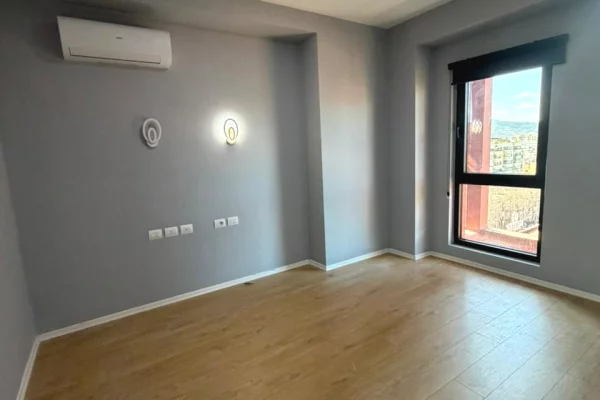 Ambient Biznesi per Zyre me Qira tek Garden Building