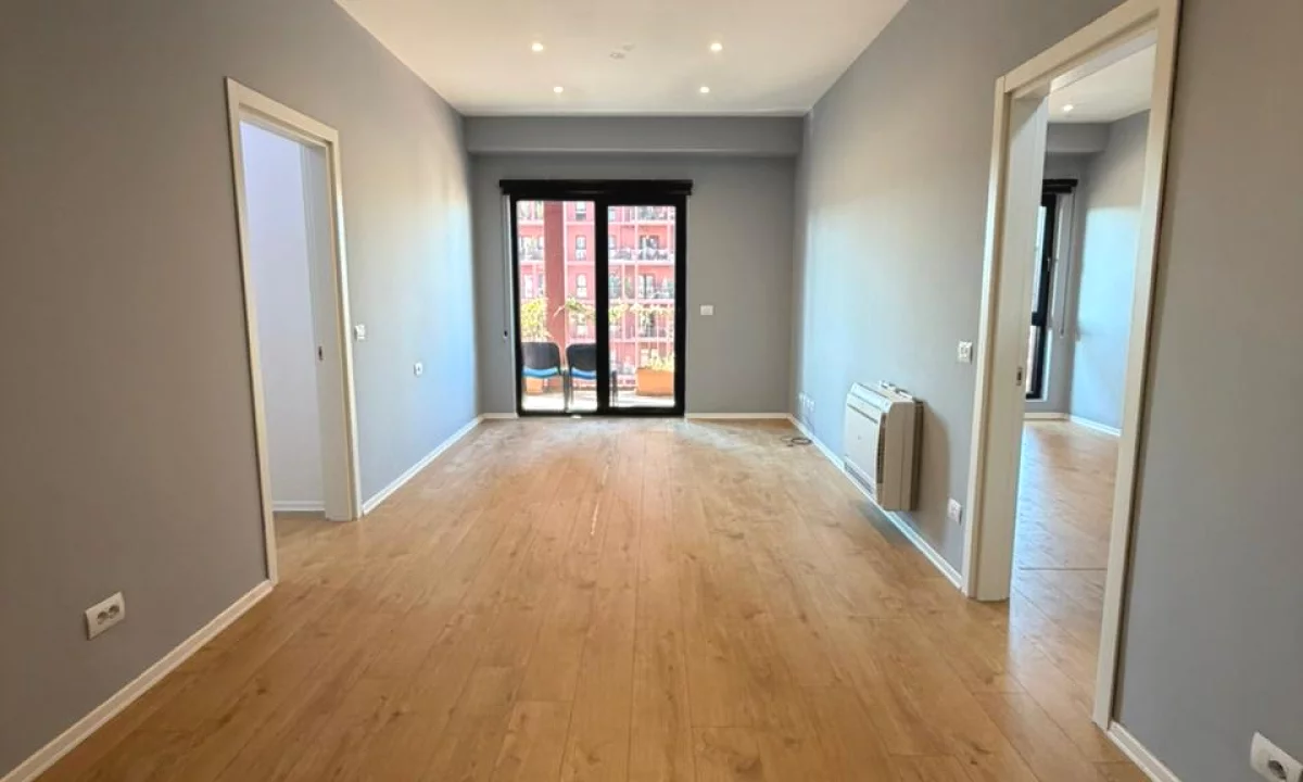 Ambient Biznesi per Zyre me Qira tek Garden Building