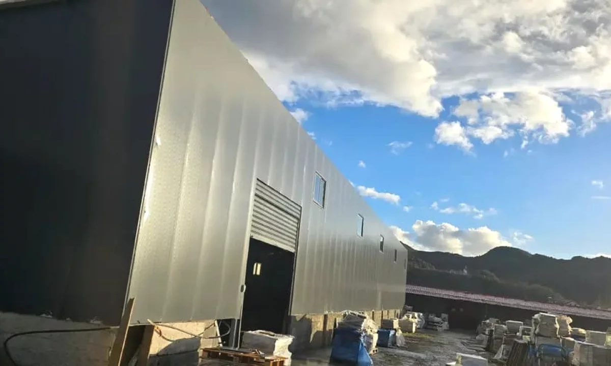 🏭Jepet Kapanon me Qira – Peze