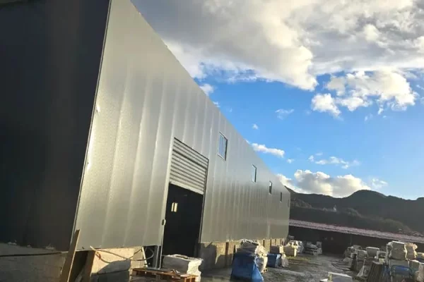 🏭Jepet Kapanon me Qira – Pezë