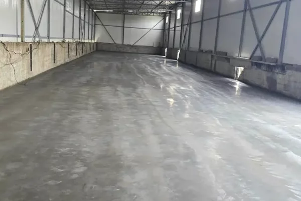 Ambient biznesi me qera 4+1 ne Tirane - 200,000 Leke