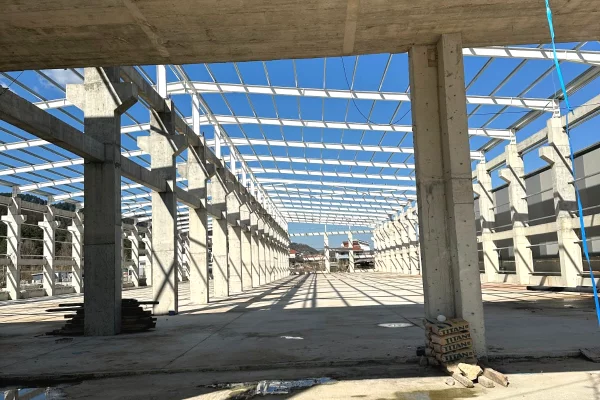 Ambient biznesi me qera 4+1 ne Tirane - 22,000 Euro