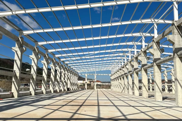 📍Jepet me qira kapanon industrial në zonën e Prushit📍