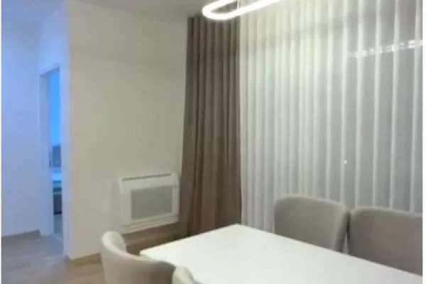 Shtepi ne shitje Apartament ne Tirane, 2+1, Mobilimi E mobiluar, Pagesa 176,200  Euro.