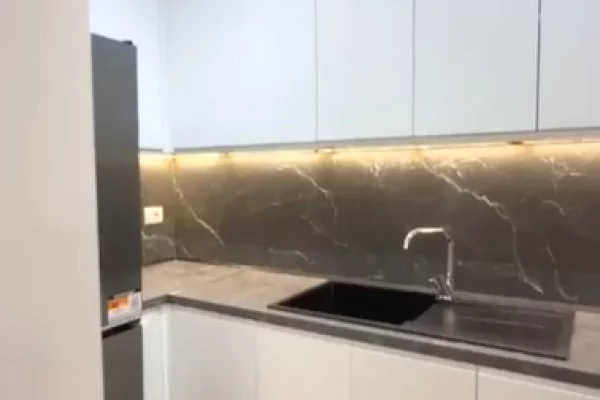 Shtepi ne shitje Apartament ne Tirane, 2+1, Mobilimi E mobiluar, Pagesa 176,200  Euro.