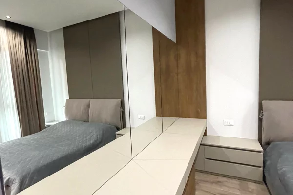 Shtepi me qera Apartament ne Tirane, 1+1, Mobilimi E mobiluar, Pagesa 850  Euro.