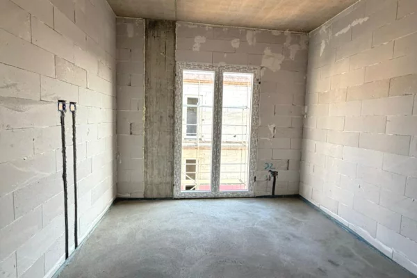 Shtepi ne shitje Vila Luksoze ne Tirane, 4+1, Mobilimi Bosh, pa mobiluar, Pagesa 700,000  Euro.