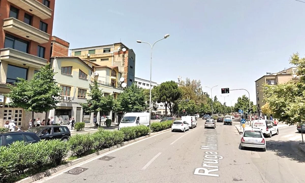 Apartment for sale in Tirana 1+1, Emty