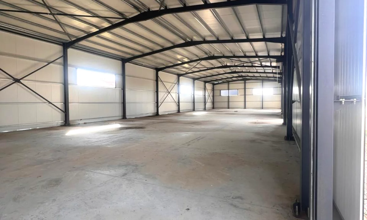 Shitet kapanon ne Tapize