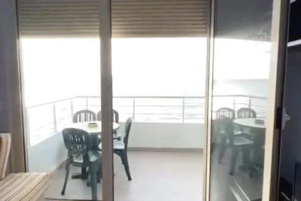 Shtepi ne shitje Apartament ne Durres, 2+1, Mobilimi E mobiluar, Pagesa 300,000  Euro.