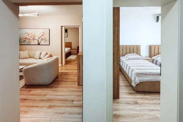 Shtepi me qera Apartament ne Tirane, 2+1, Mobilimi E mobiluar, Pagesa 90,000  Leke.