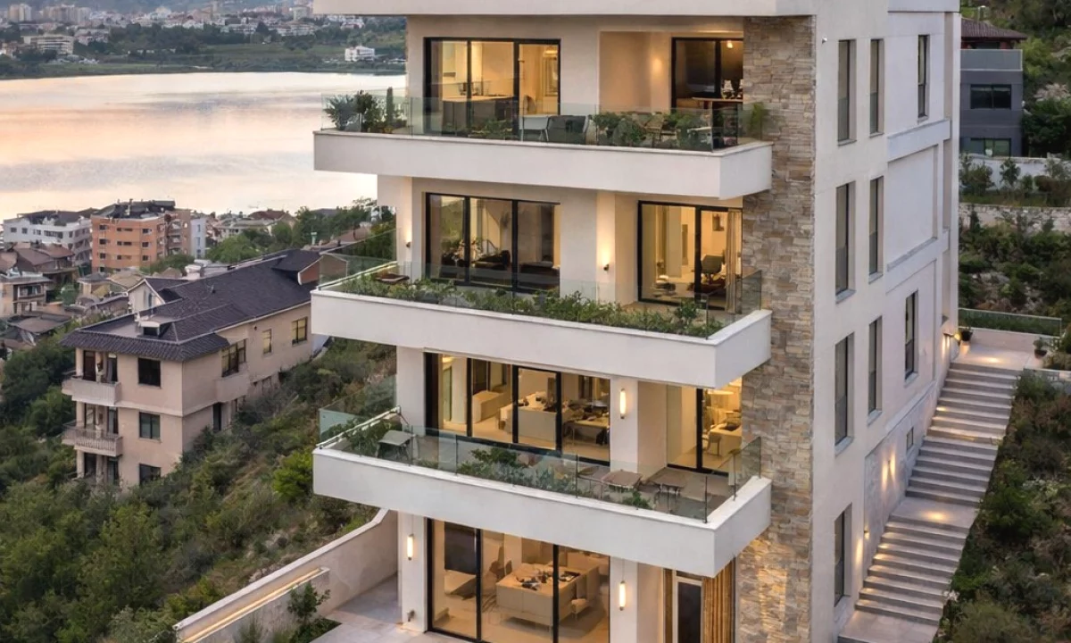 Villa di lusso in vendita a Tirana 7+1, Arredato