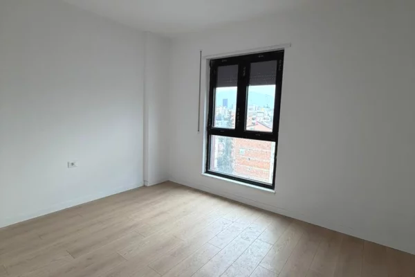 Appartamento in vendita a Tirana 2+1, Vuoto