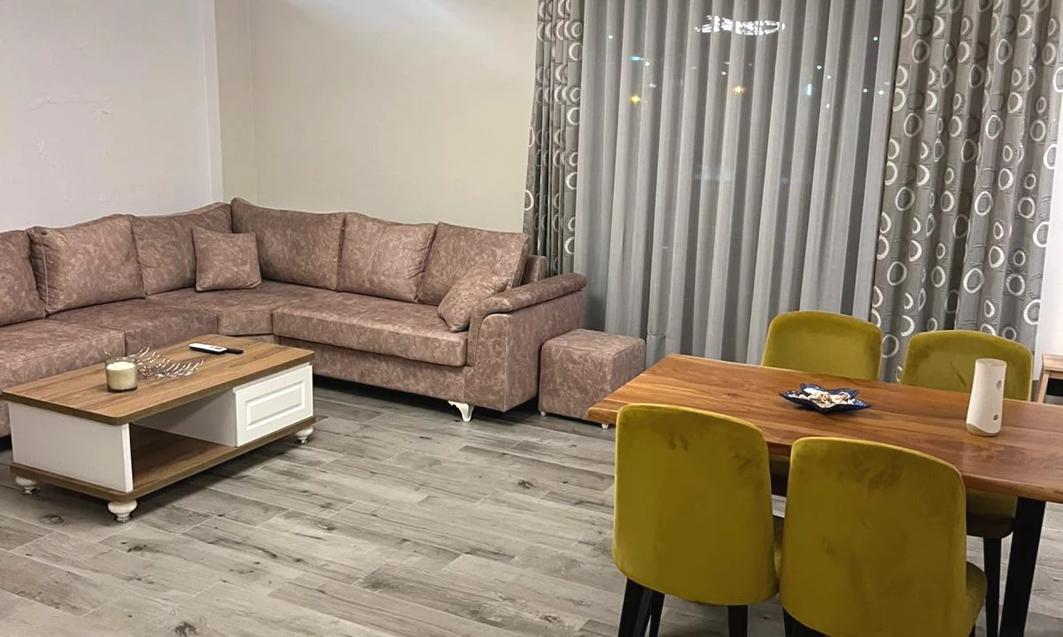 Appartamento in affitto a Tirana 1+1, Arredato