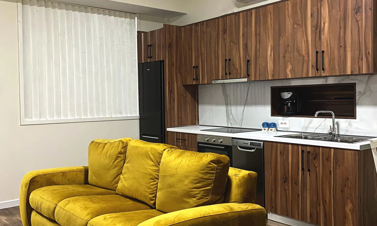 Shtepi me qera Apartament ne Tirane, 2+1, Mobilimi E mobiluar, Pagesa 85,000  Leke.