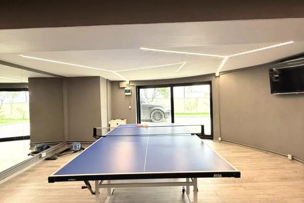 Luxury villas for sale in Tirana 7+1, Furnished