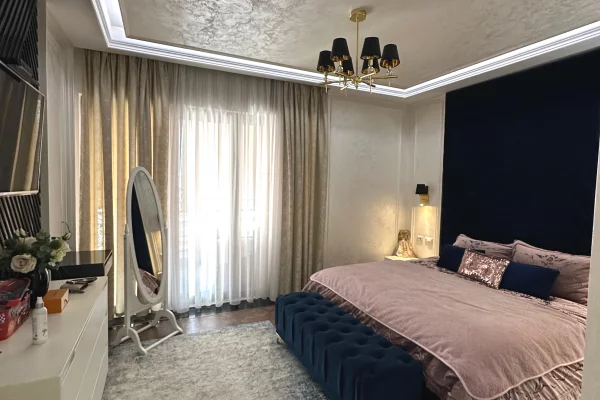 Shtepi me qera Apartament ne Tirane, 2+1, Mobilimi E mobiluar, Pagesa 3,000  Euro.