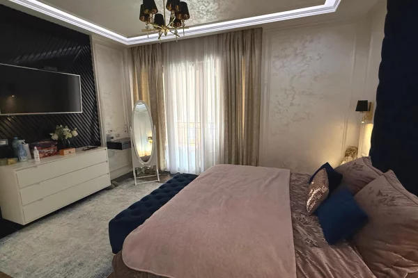 Shtepi me qera Apartament ne Tirane, 2+1, Mobilimi E mobiluar, Pagesa 3,000  Euro.