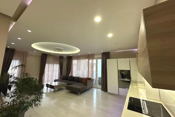 Shtepi me qera Apartament ne Tirane, 3+1, Mobilimi E mobiluar, Pagesa 1,400  Euro.