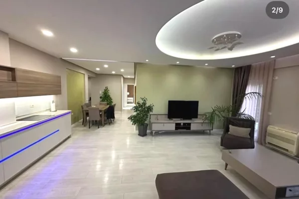 📣Apartament 3+1+post parkimi me Qira në Kompleksin FZ, Liqeni i Thatë, Tiranë🔥