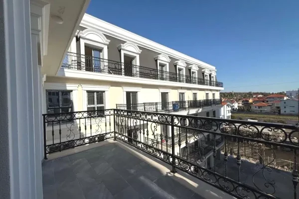 Apartment for sale in Tirana 2+1, Emty