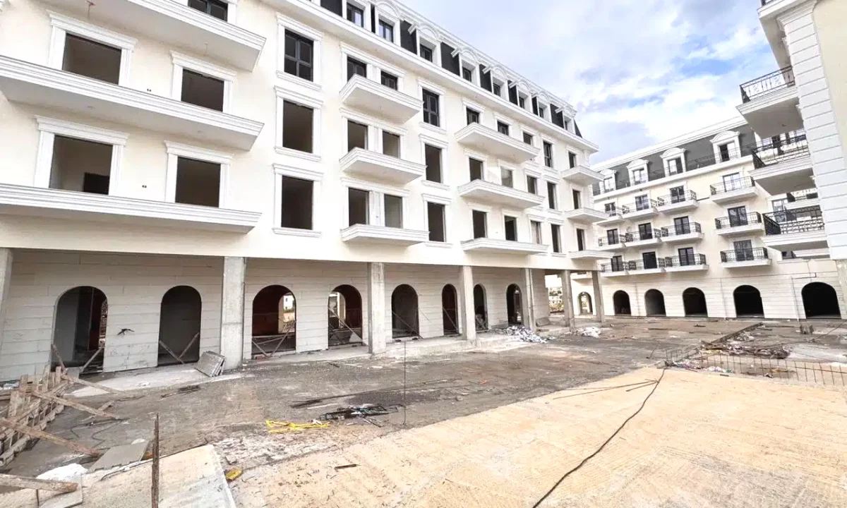 Apartment for sale in Tirana 2+1, Emty