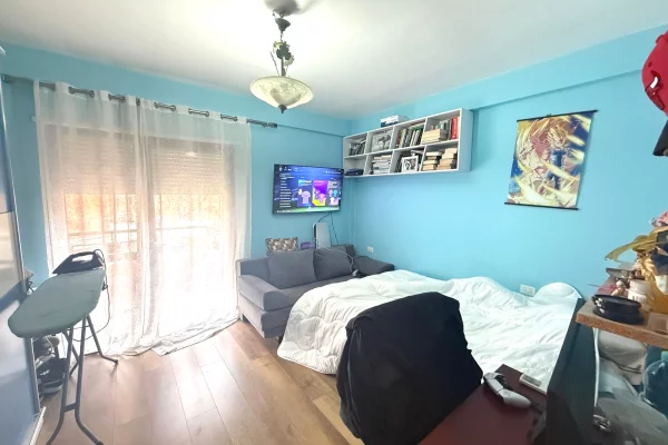 Shtepi ne shitje Apartament ne Tirane, 3+1, Mobilimi E mobiluar, Pagesa 345,000  Euro.