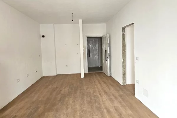 Shtepi ne shitje 2+1 ne Tirane - 125,000 Euro