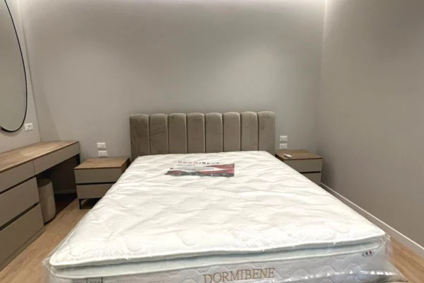 Shtepi me qera Vila Luksoze ne Tirane, 3+1, Mobilimi E mobiluar, Pagesa 4,500  Euro.