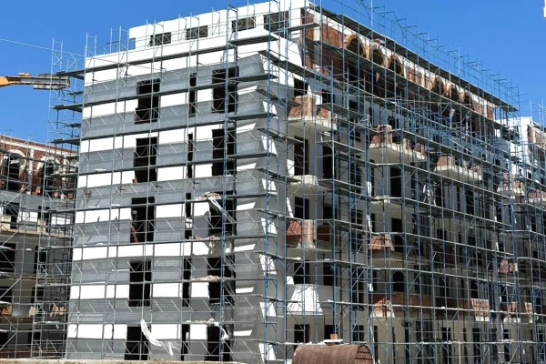 Shtepi ne shitje Apartament ne Tirane, 1+1, Mobilimi Bosh, pa mobiluar, Pagesa 112,000  Euro.