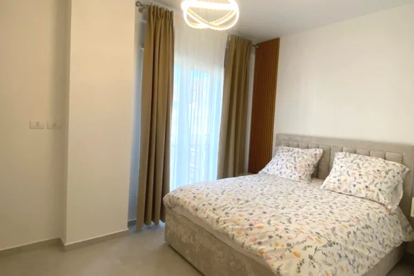 Shtepi me qera Apartament ne Tirane, 2+1, Mobilimi E mobiluar, Pagesa 1,100  Euro.