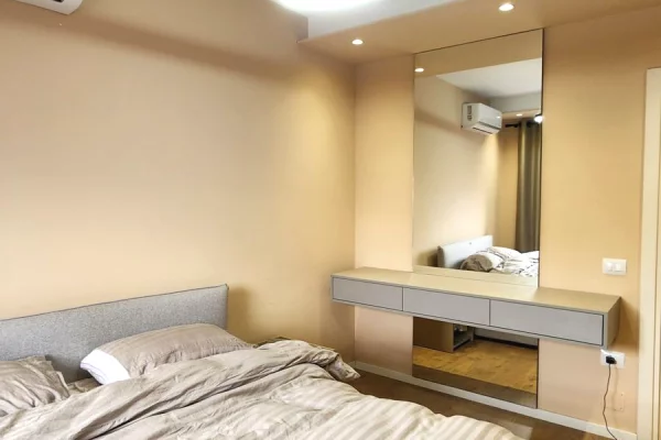 Shtepi ne shitje Apartament ne Tirane, 2+1, Mobilimi E mobiluar, Pagesa 370,000  Euro.