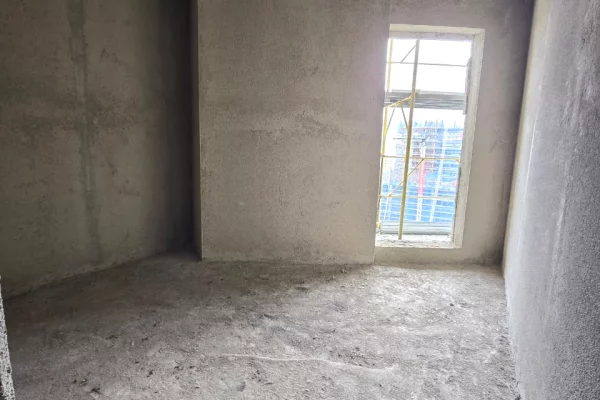 Shtepi ne shitje Apartament ne Tirane, 2+1, Mobilimi Bosh, pa mobiluar, Pagesa 165,000  Euro.