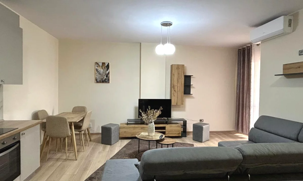 Shtepi me qera Apartament ne Tirane, 1+1, Mobilimi E mobiluar, Pagesa 600  Euro.