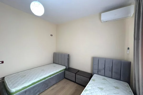 Shtepi me qera Apartament ne Tirane, 1+1, Mobilimi E mobiluar, Pagesa 600  Euro.