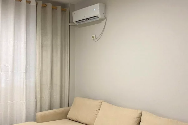 Shtepi me qera Apartament ne Tirane, 2+1, Mobilimi E mobiluar, Pagesa 70,000  Leke.