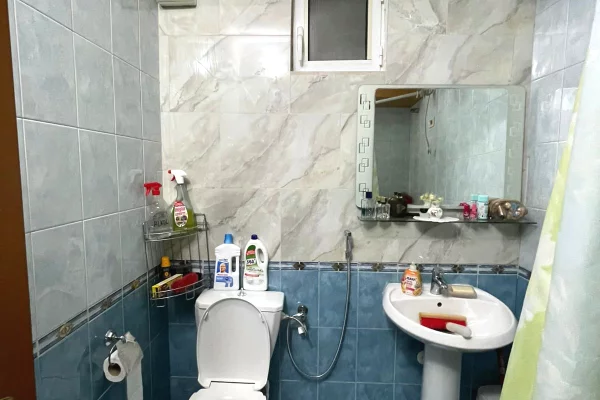 Shtepi me qera Apartament ne Tirane, 2+1, Mobilimi E mobiluar, Pagesa 700  Euro.