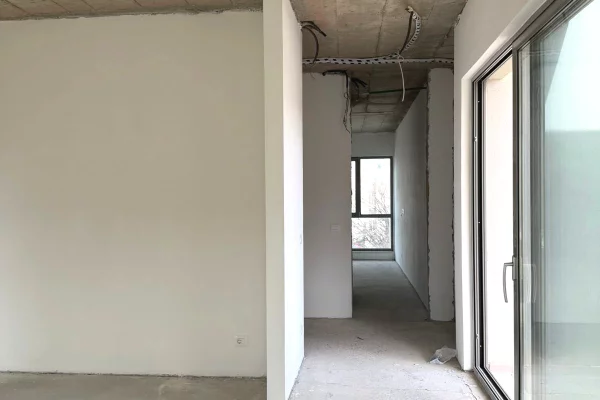 Shtepi ne shitje Apartament ne Tirane, 2+1, Mobilimi Bosh, pa mobiluar, Pagesa 38,000,000  Leke.