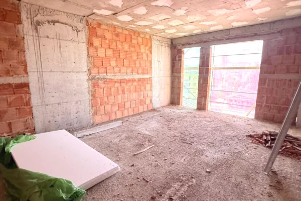 Shtepi ne shitje Apartament ne Tirane, 2+1, Mobilimi Bosh, pa mobiluar, Pagesa 18,636,000  Euro.