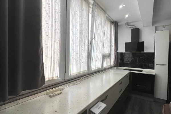 Shtepi ne shitje Apartament ne Tirane, 2+1, Mobilimi E mobiluar, Pagesa 195,000  Euro.