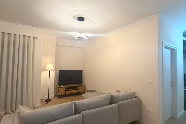 Shtepi me qera Apartament ne Tirane, 2+1, Mobilimi E mobiluar, Pagesa 1,050  Euro.