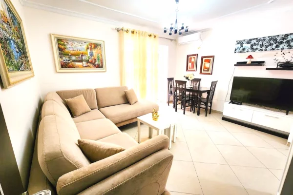 🏙️Jepet me qira Apartament 3+1 te Pazari i Ri❗