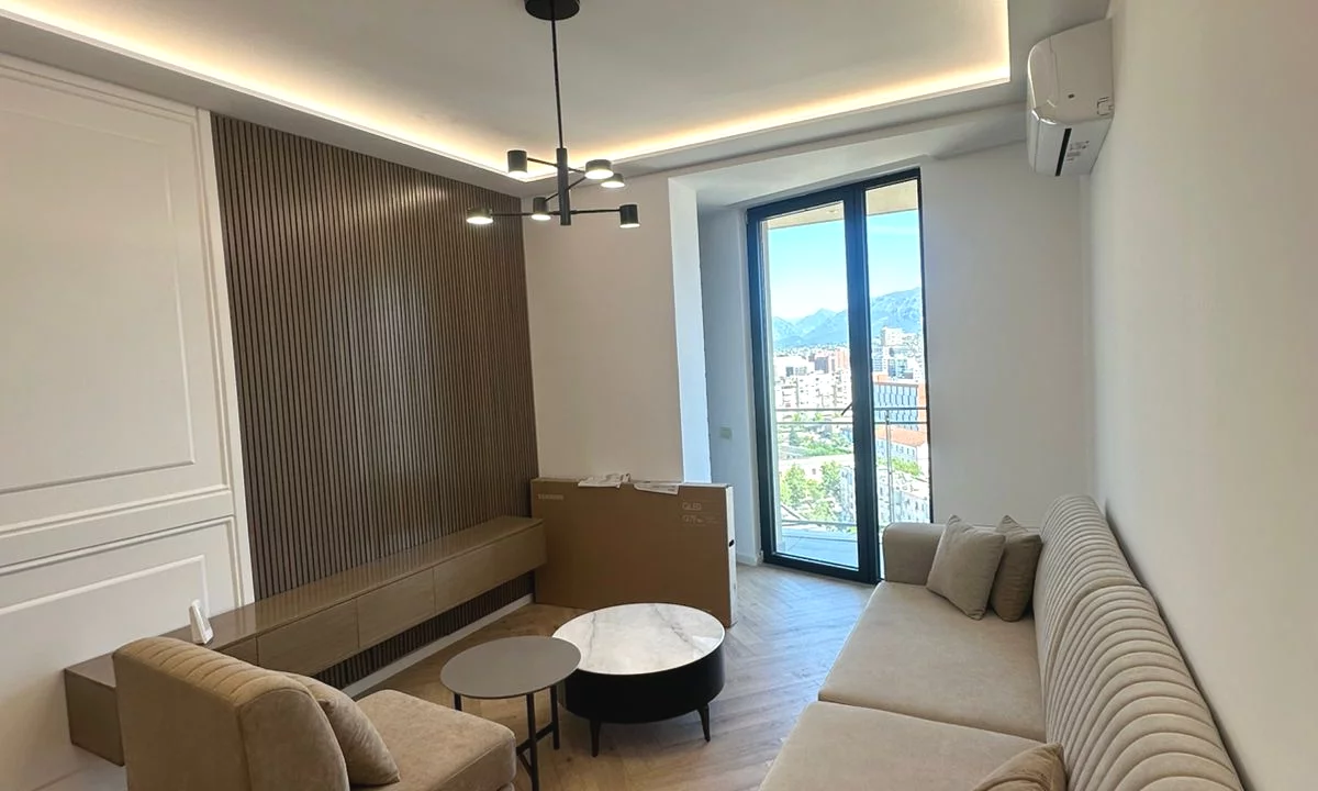 Shtepi me qera Apartament ne Tirane, 1+1, Mobilimi E mobiluar, Pagesa 900  Euro.