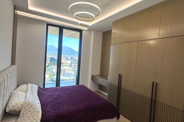 Shtepi me qera Apartament ne Tirane, 1+1, Mobilimi E mobiluar, Pagesa 900  Euro.