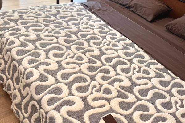 Shtepi me qera Apartament ne Tirane, 1+1, Mobilimi E mobiluar, Pagesa 1,000  Euro.