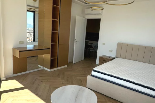 Shtepi me qera Apartament ne Tirane, 2+1, Mobilimi E mobiluar, Pagesa 1,300  Euro.