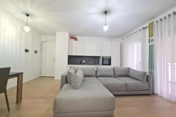 Shtepi me qera Apartament ne Tirane, 1+1, Mobilimi E mobiluar, Pagesa 75,000  Leke.