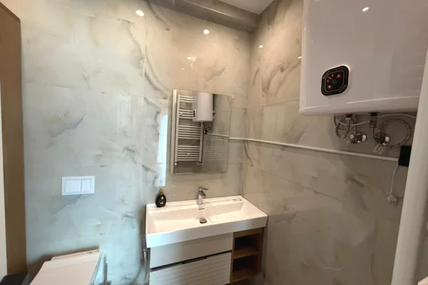 Shtepi me qera Duplex(shtepi me 2 kate) ne Tirane, 3+1, Mobilimi E mobiluar, Pagesa 3,500  Euro.