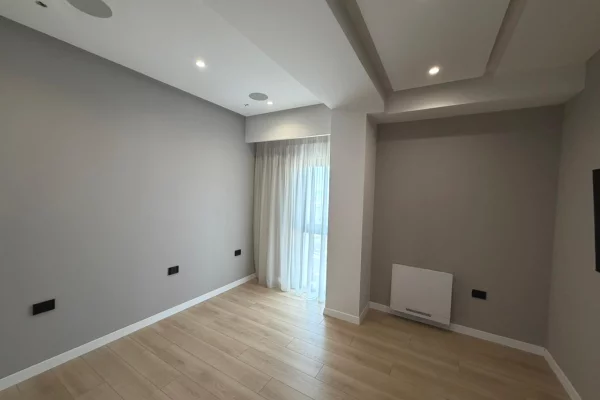 Shtepi me qera Duplex(shtepi me 2 kate) ne Tirane, 3+1, Mobilimi E mobiluar, Pagesa 3,500  Euro.